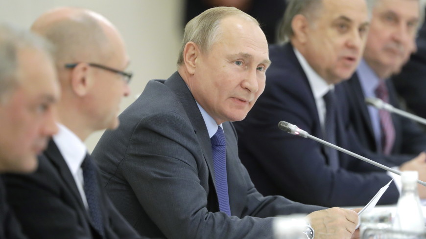 Президент РФ Владимир Путин поддержал идею провести в России Год народного искусства